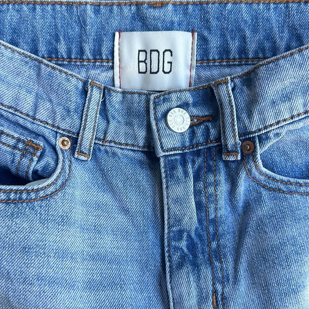 Urban Outfitters BDG cowboy Jean - Picture 2 of 6
